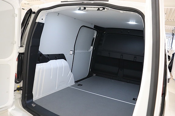 Volkswagen Caddy 3 of 7