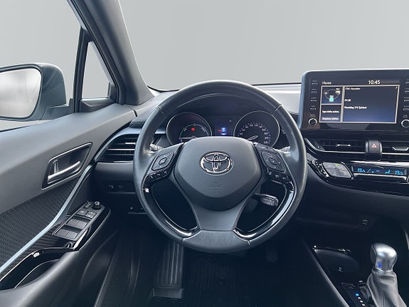 Toyota C-HR 9 of 10