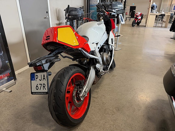 Yamaha XSR900GP Inkl underkåpa 3 of 5