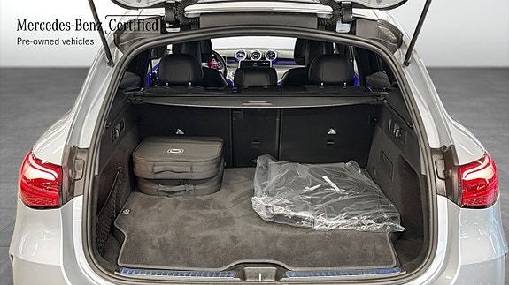 Mercedes-Benz GLC 300 de 10 of 20