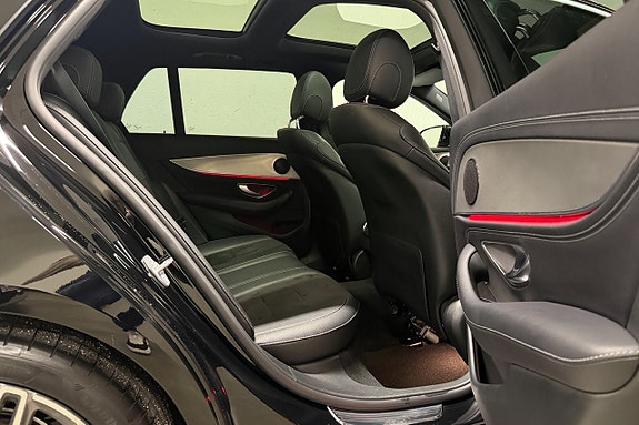 Mercedes-Benz E 220 d 27 of 29