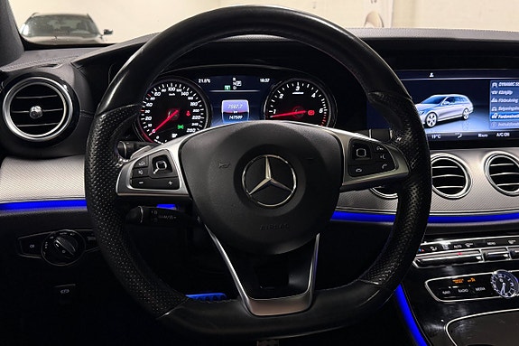 Mercedes-Benz E 220 d 12 of 29
