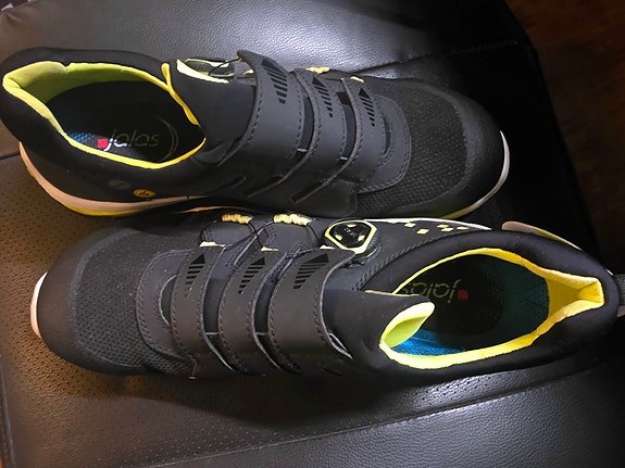 Product image 1 of 4