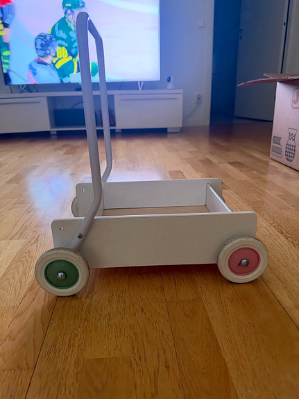 Product image 1 of 2