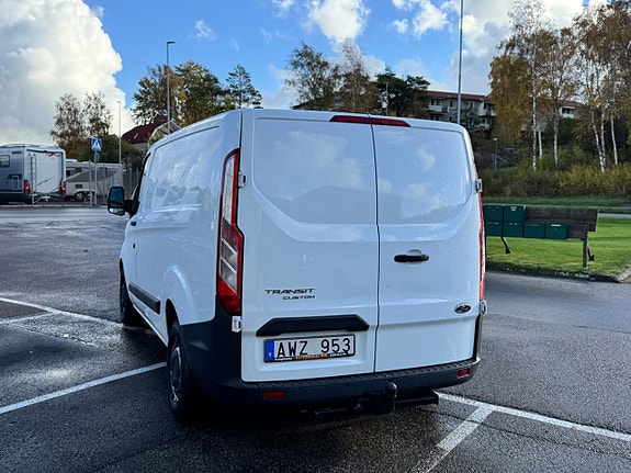 Ford Transit Custom 5 of 13