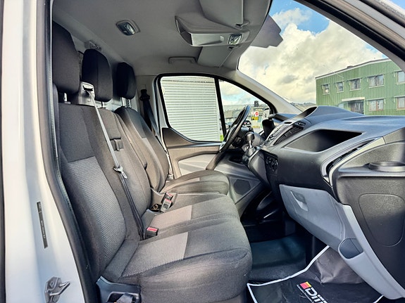 Ford Transit Custom 7 of 13