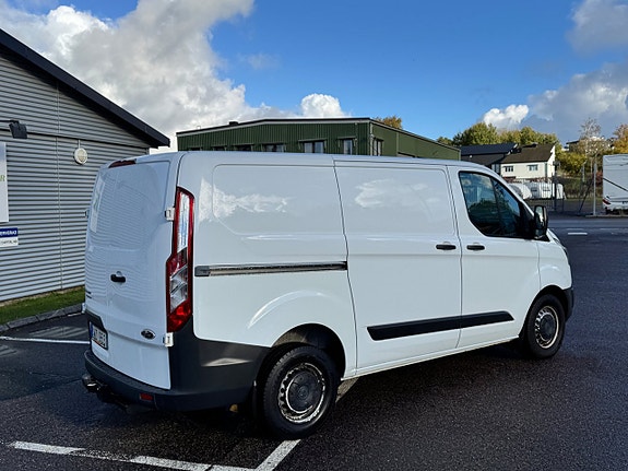 Ford Transit Custom 4 of 13