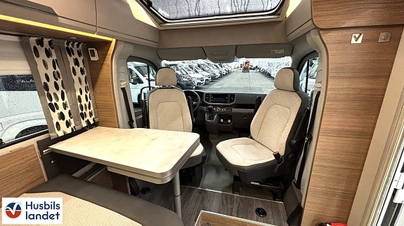 Knaus VAN TI MAN 640 MEG 4 of 13