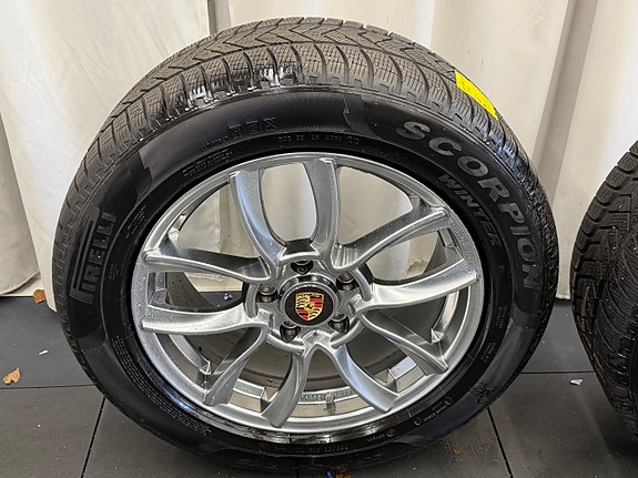 Product image 1 of 9