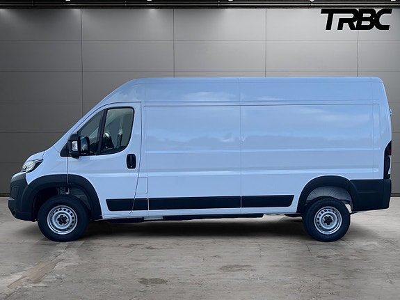 Iveco eSuperJolly 2 of 16