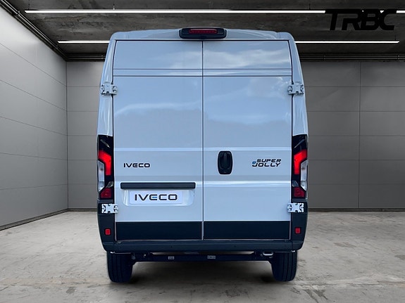 Iveco eSuperJolly 4 of 16