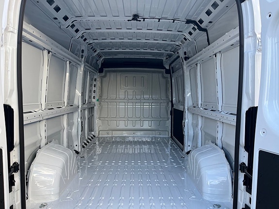 Iveco eSuperJolly 16 of 16