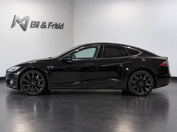 Tesla Model S 2 of 16