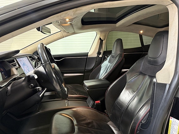 Tesla Model S 5 of 16