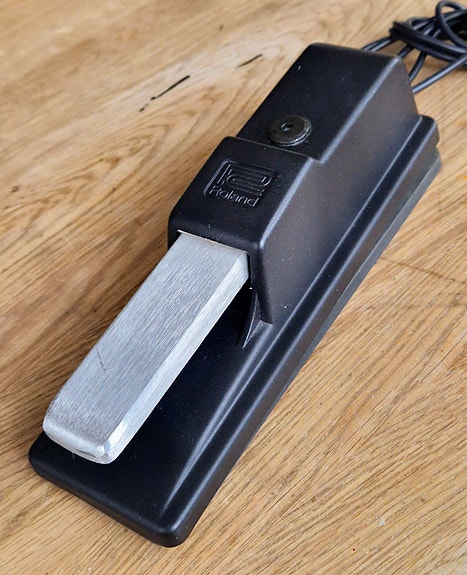 Product image 1 of 4