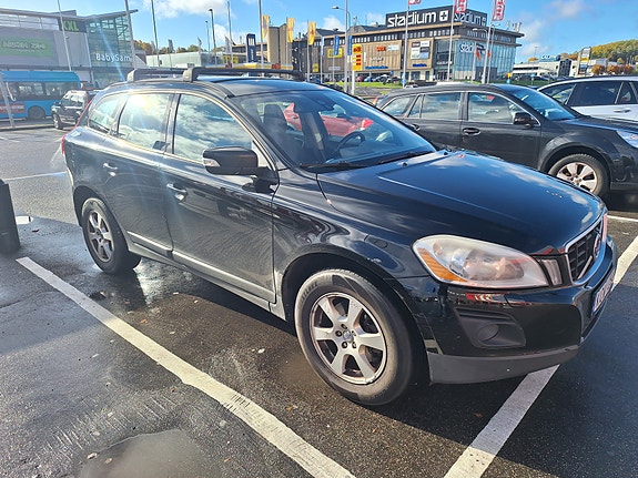 Volvo XC60 3 of 7
