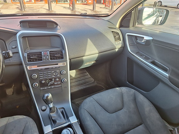 Volvo XC60 7 of 7