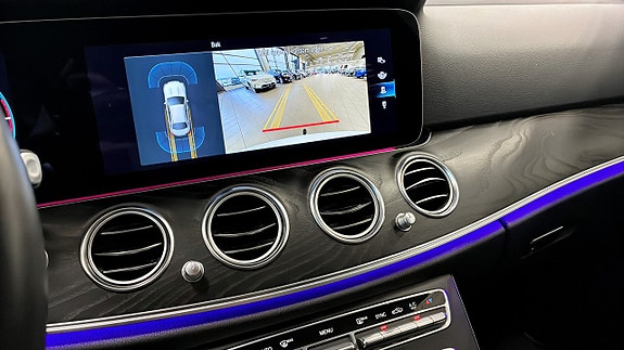 Mercedes-Benz E 220 d 17 of 19
