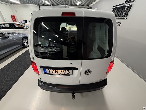 Volkswagen Caddy 13 of 15