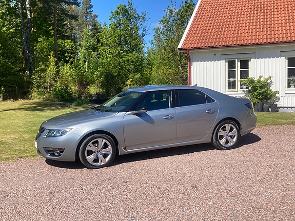 Saab 9-5 4 of 9