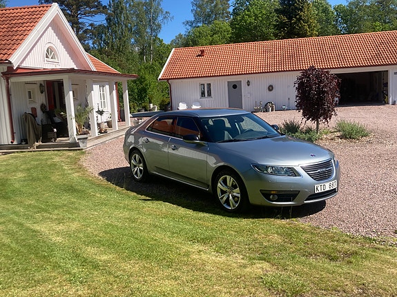 Saab 9-5 3 of 9