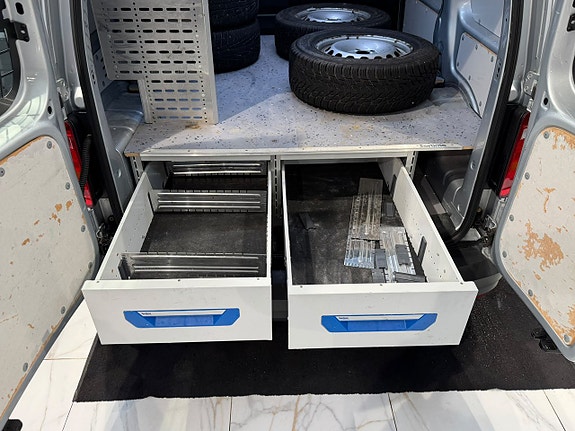 Volkswagen Caddy 6 of 24