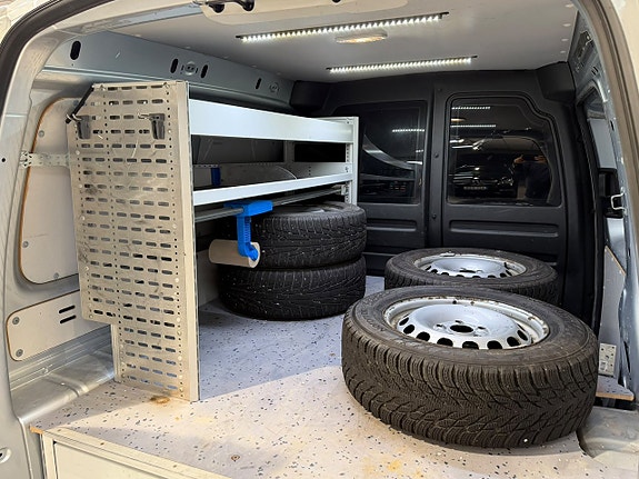 Volkswagen Caddy 7 of 24