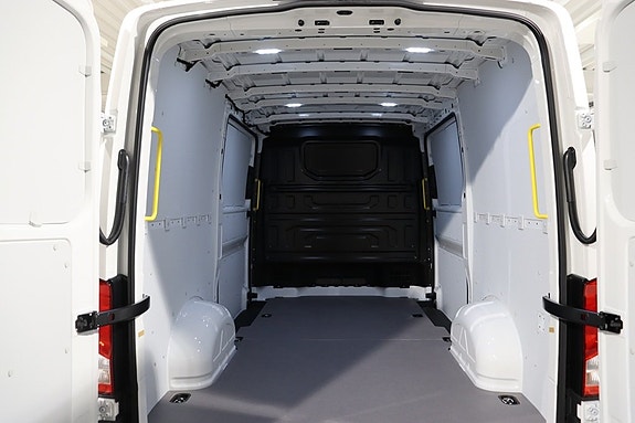 Volkswagen Crafter 5 of 10