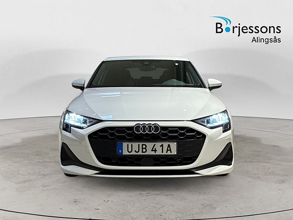 Audi A3 4 of 15