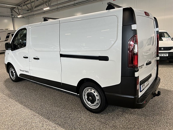 Renault Trafic 2 of 26