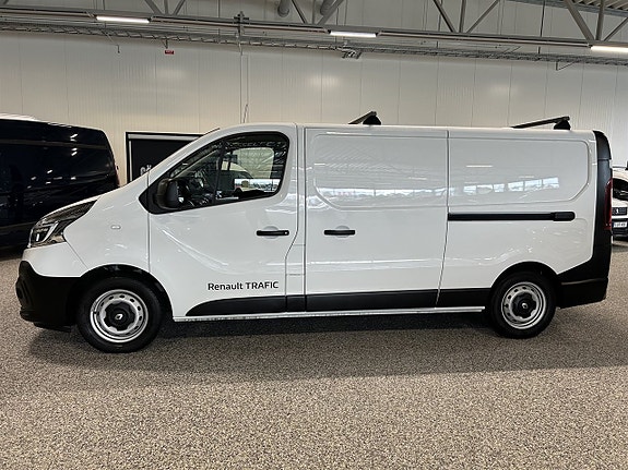 Renault Trafic 10 of 26
