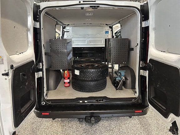 Renault Trafic 16 of 26