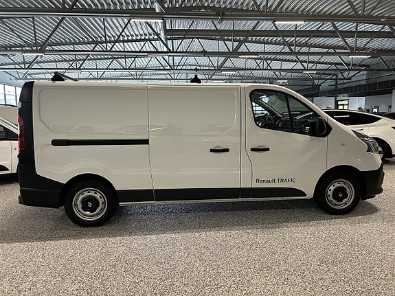 Renault Trafic 8 of 26