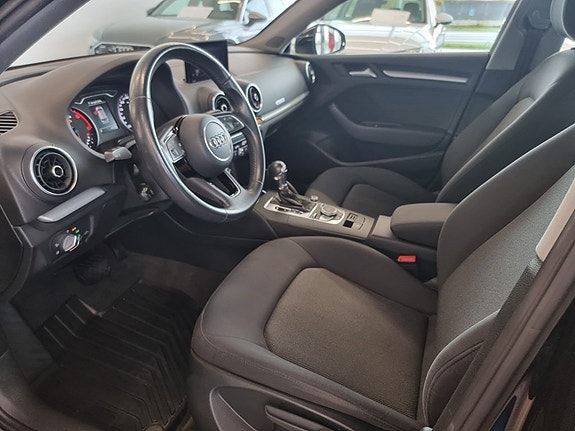 Audi A3 12 of 15