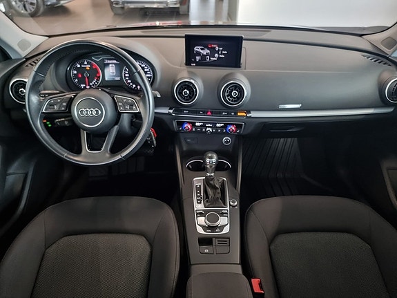Audi A3 3 of 15