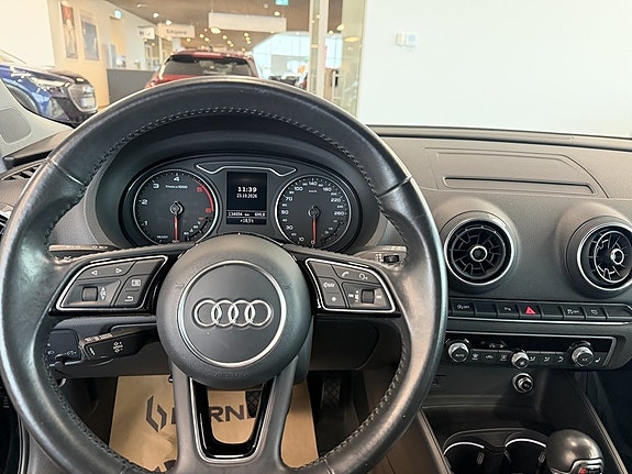 Audi A3 5 of 15