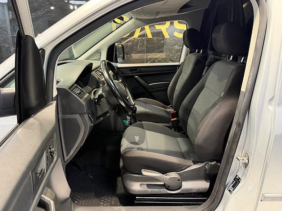 Volkswagen Caddy 13 of 22