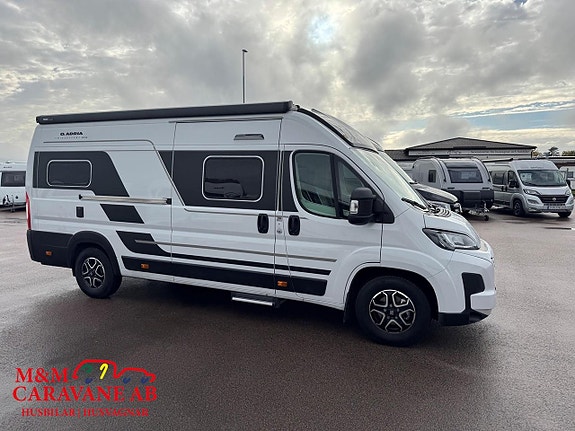 Adria TWIN Supreme 640 SLB Långbädd