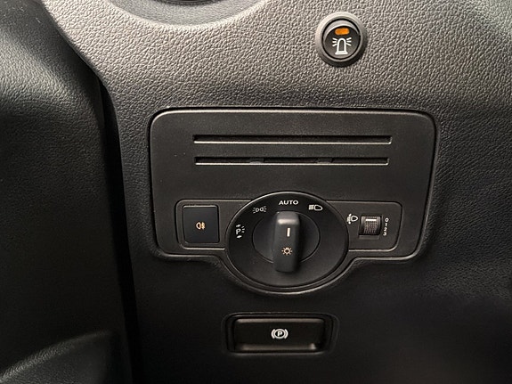 Mercedes-Benz Vito 110 16 of 30