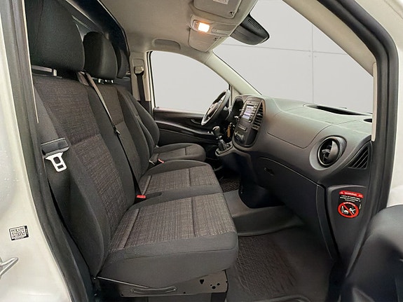Mercedes-Benz Vito 110 24 of 30