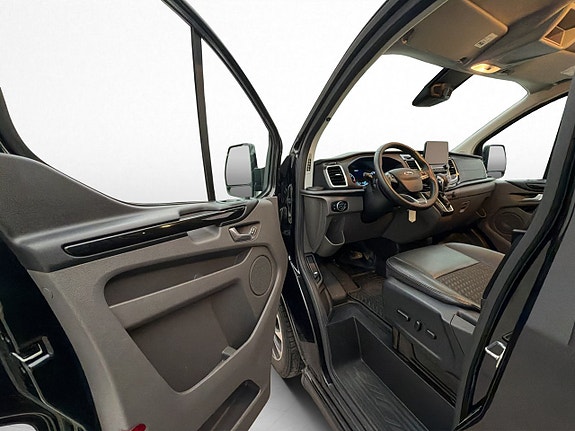 Ford Transit Custom 15 of 30