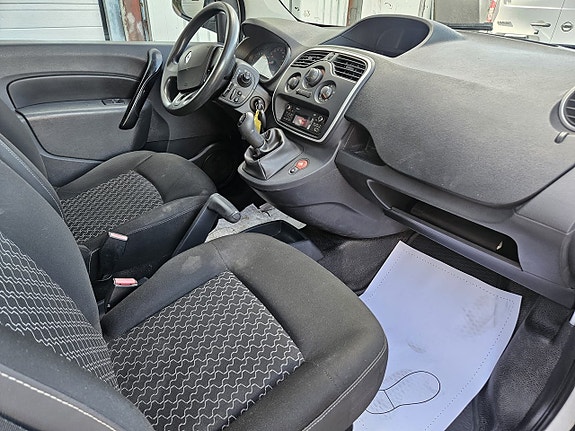Renault Kangoo Express 15 of 18