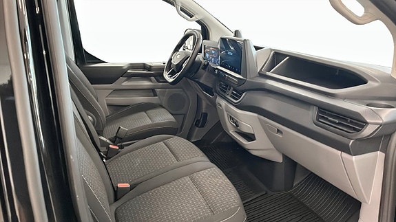 Ford Transit Custom 3 of 15