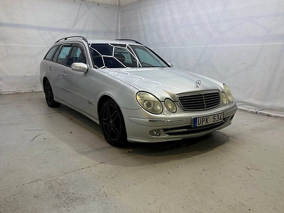 Mercedes-Benz E 240