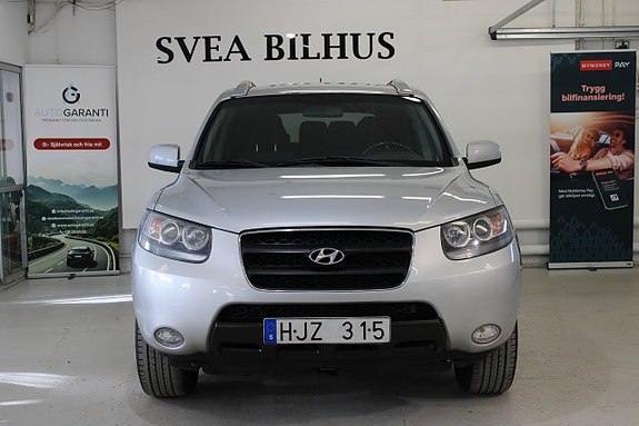 Hyundai Santa Fe 2 of 12