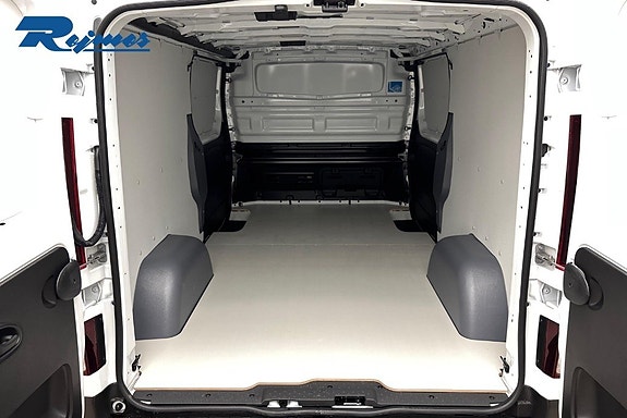 Renault Trafic 14 of 15