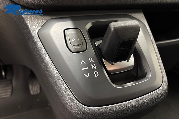 Renault Trafic 11 of 15