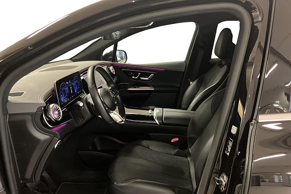Mercedes-Benz EQE 300 SUV 14 of 19