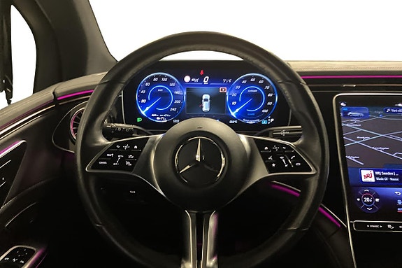 Mercedes-Benz EQE 300 SUV 10 of 19