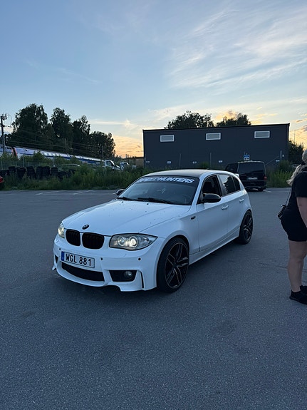 BMW 120d 2 of 2